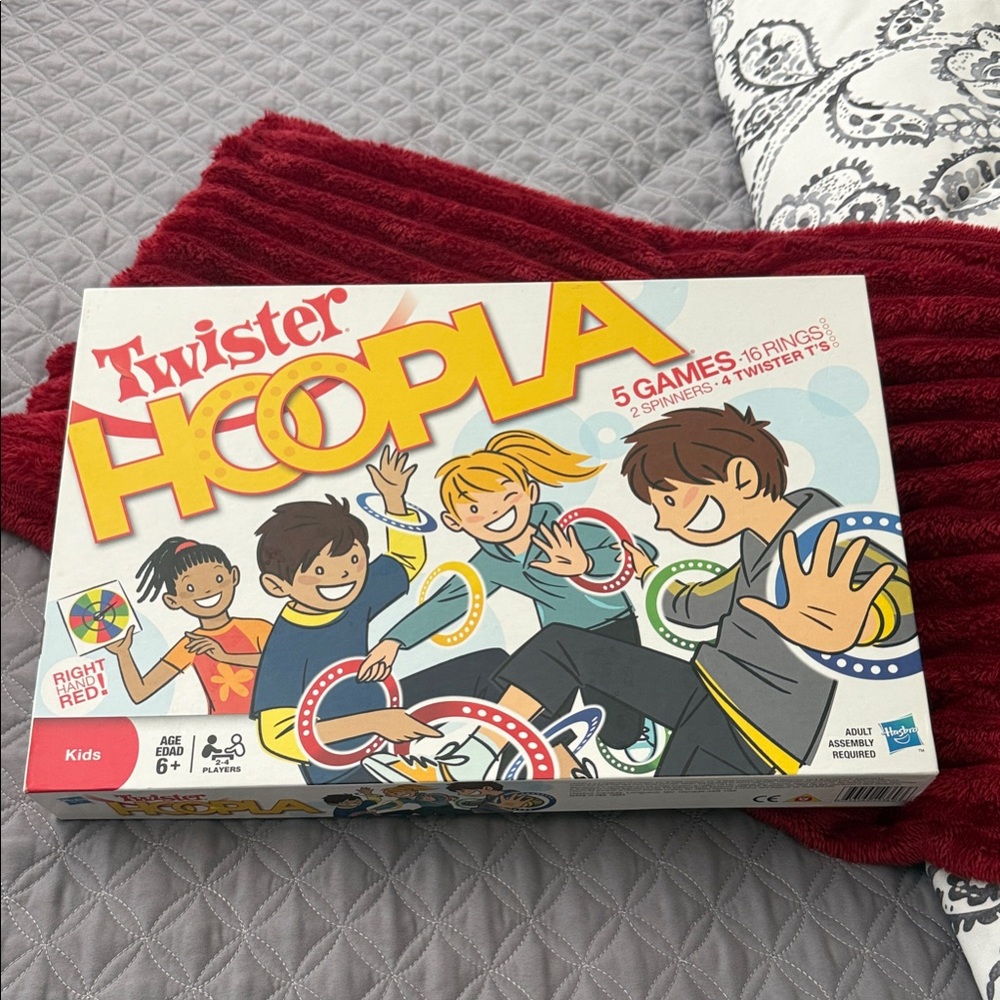 Twister Hoopla - Vibrant Family Fun